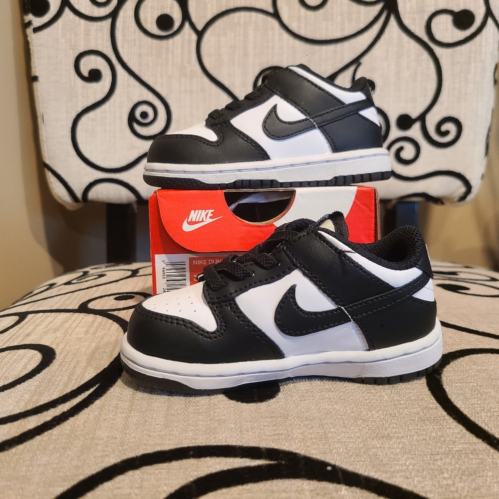 Toddler Nike Panda dunks